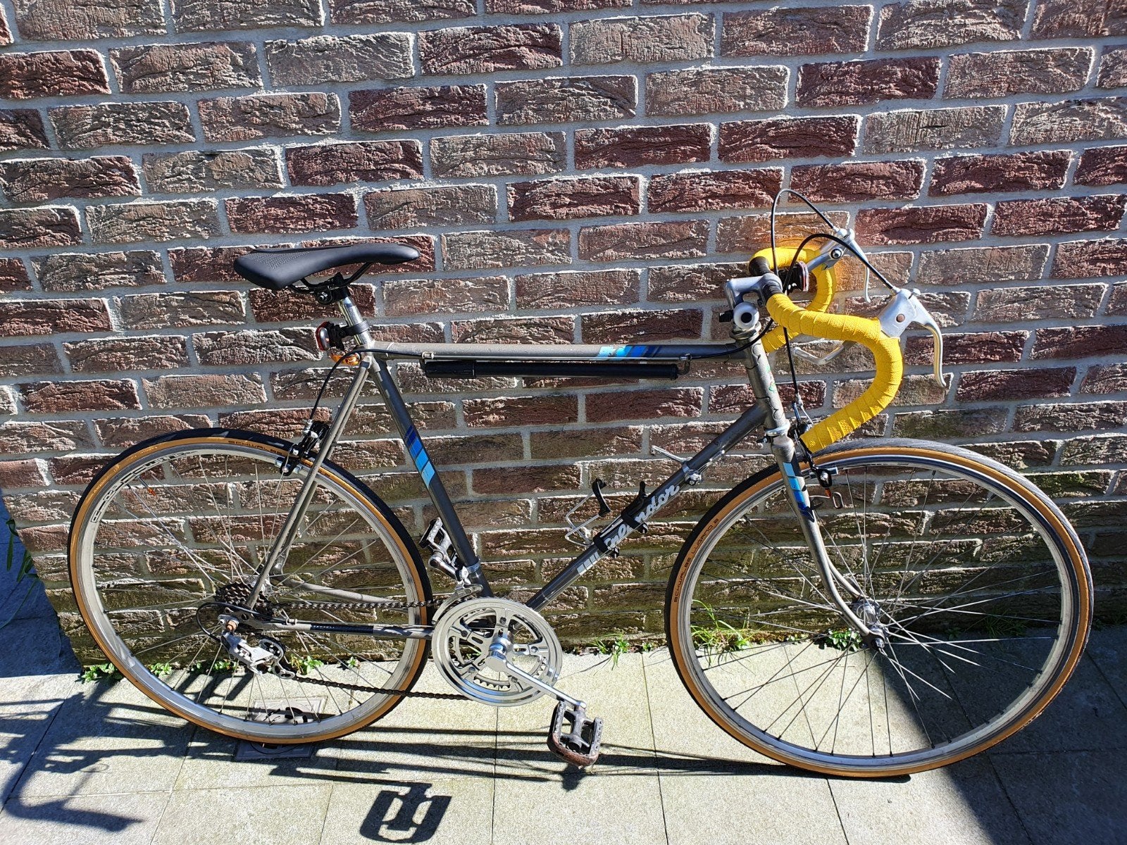 Koers fiets 28inch velgen. Versnelingen 36
