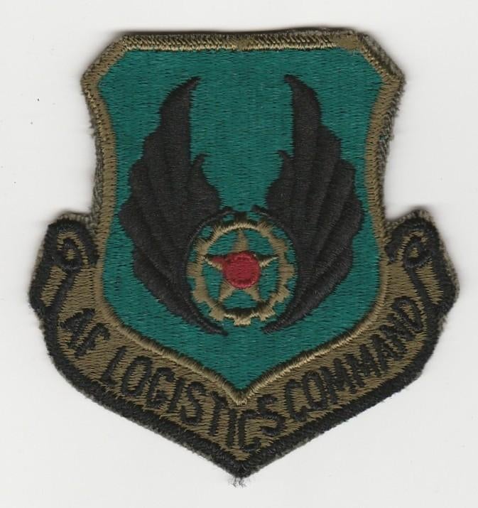 Embleem / patch US Air Force ( USAF ) - Logistics Command, Verzamelen, Militaria | Algemeen, Verzenden, Luchtmacht, Embleem of Badge