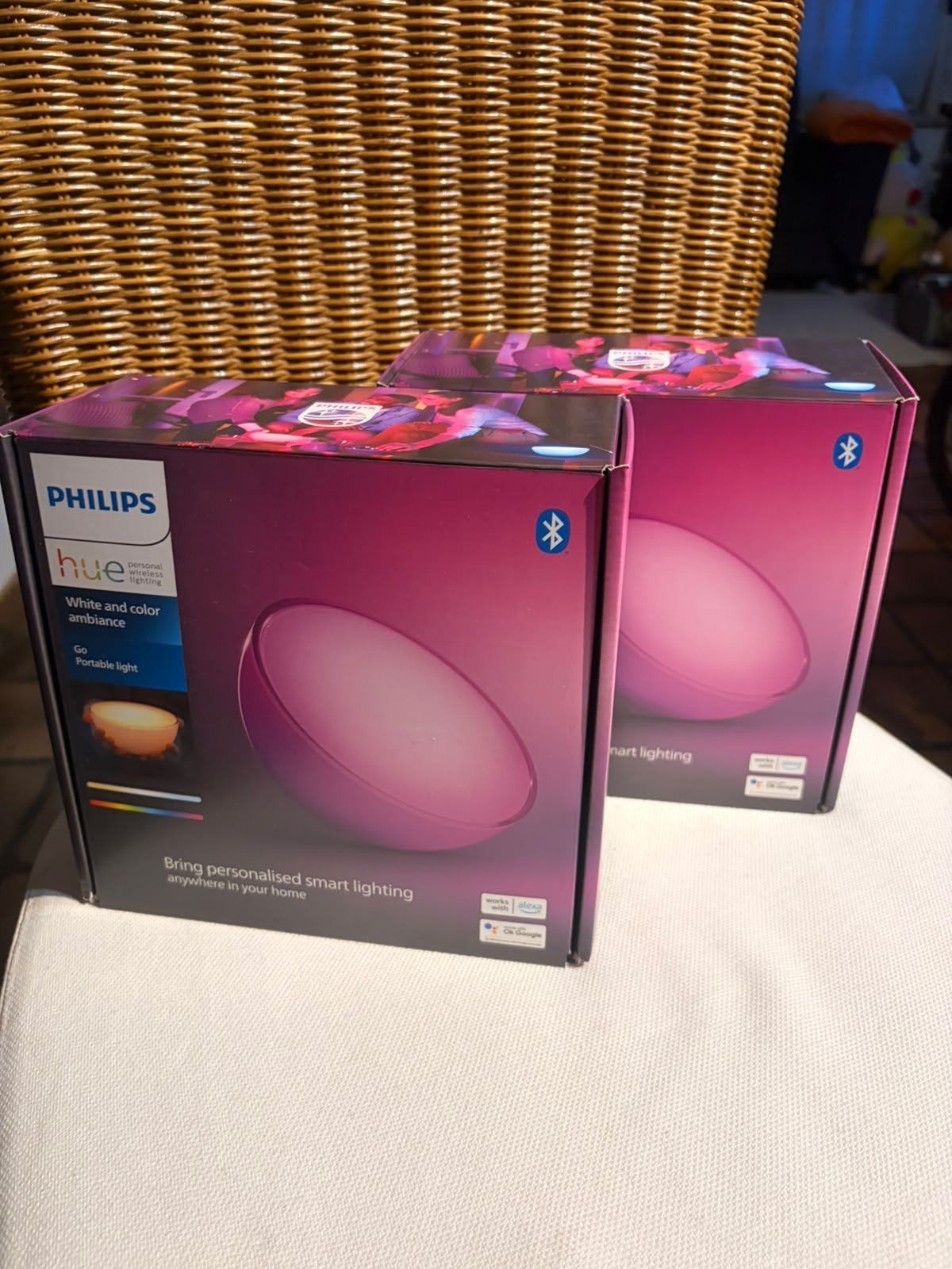 NIEUWE philips Hue Go Draagbare Tafellamp (White & Color Amb, Ophalen, Philips