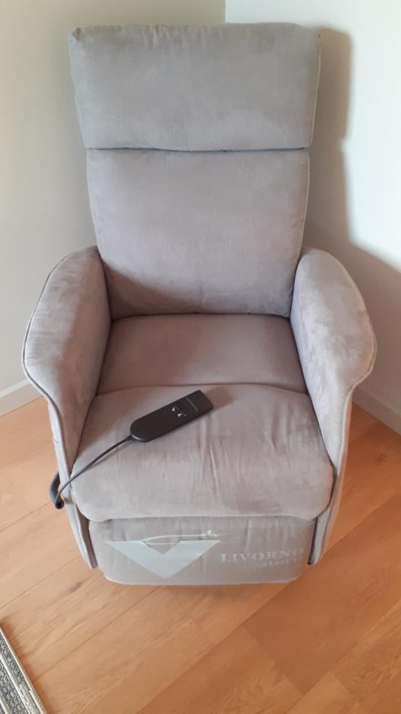 Relaxzetel met sta op functie, Ophalen, Zo goed als nieuw, Stof