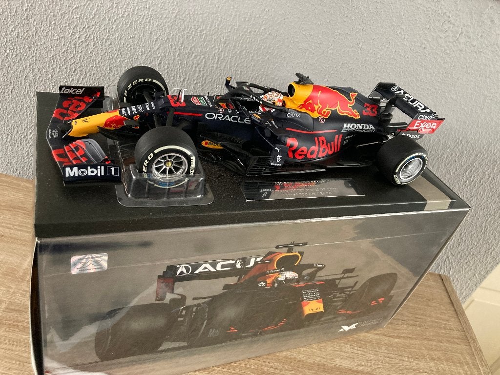 Max Verstappen editie 74 1:18 Winner United States 2021, Verzamelen, Ophalen of Verzenden, Nieuw, Formule 1