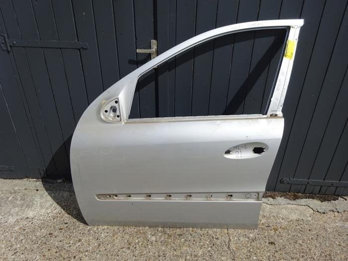 Portier 4Deurs links-voor van een Mercedes ML-Klasse, Gebruikt, -, Deur, Ophalen of Verzenden
