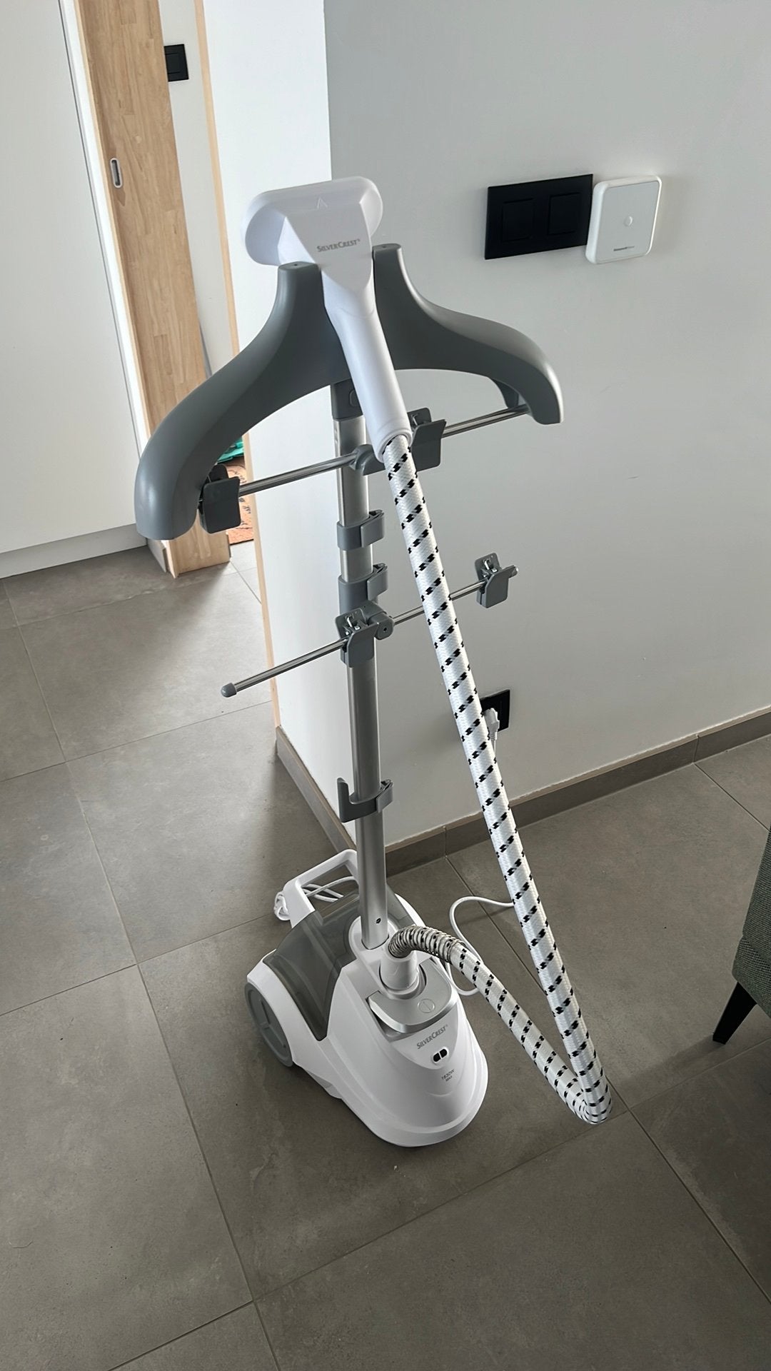 Défroisseur à vapeur Silvercrest avec accessoires, Electroménager, Enlèvement, Neuf, Défroisseur