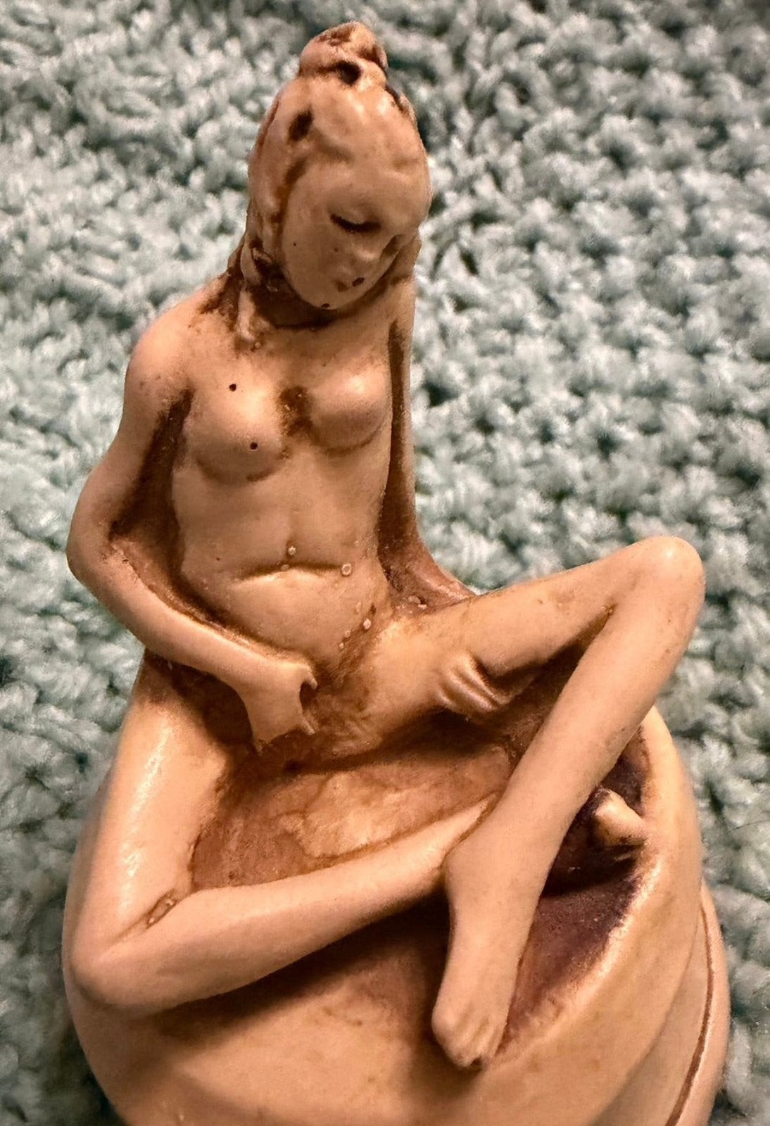 Ancienne petite statue japonaise, Enlèvement ou Envoi