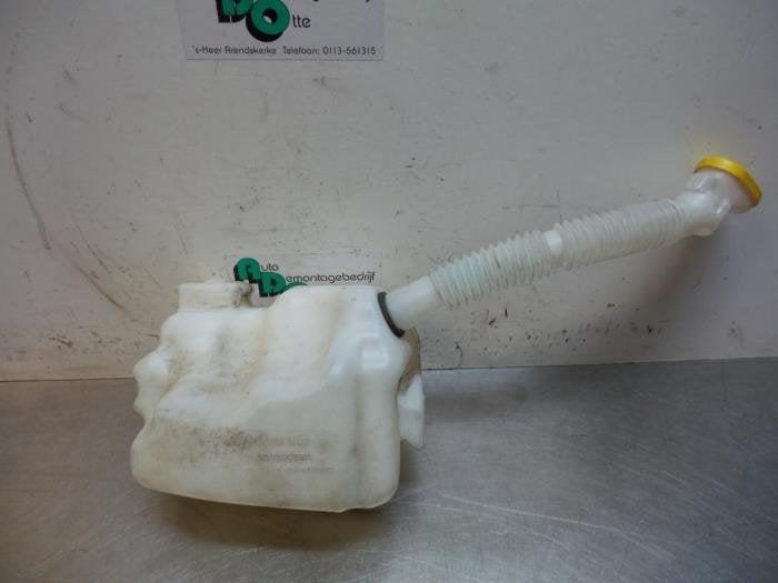Ruitensproeiertank voor van een Renault Megane (Megane 2 02-, Auto-onderdelen, Gebruikt, -, Renault, -