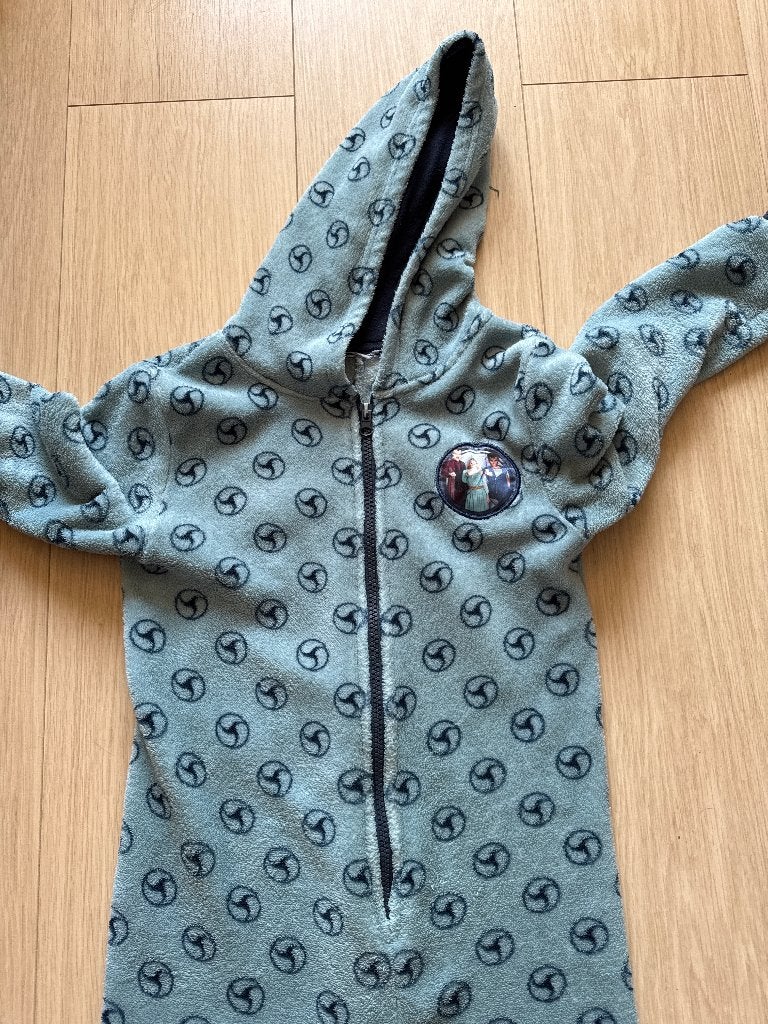Onesie nachtwacht 146-152, Kinderen en Baby's, Kinderkleding | Maat 146, Ophalen, Gebruikt, Jongen of Meisje, Nacht- of Onderkleding
