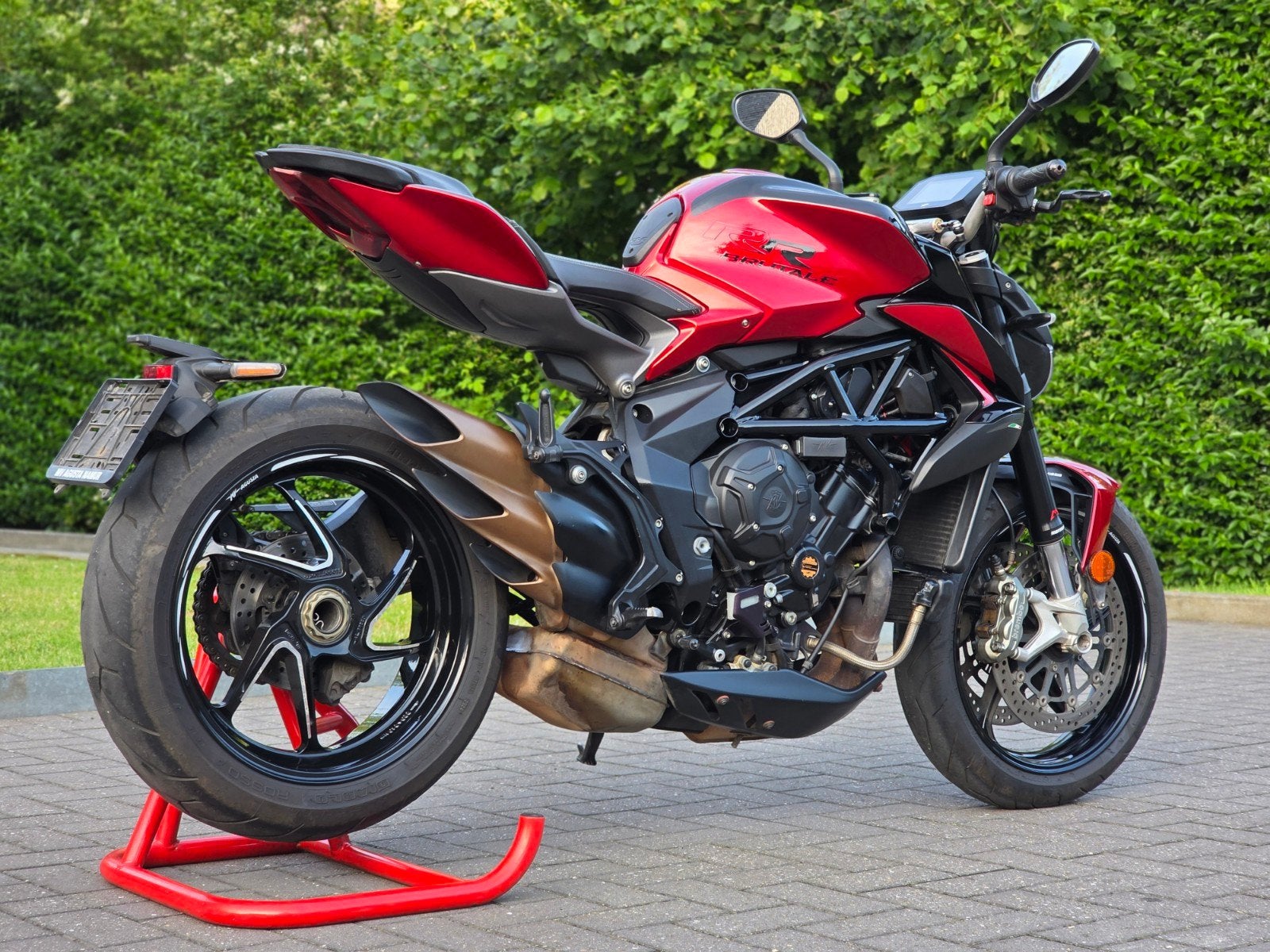 Mv agusta brutale 800rr rosso 2022, Motoren, Motoren | MV Agusta, Particulier, 3 cilinders, ABS, Quickshifter, Traction Control