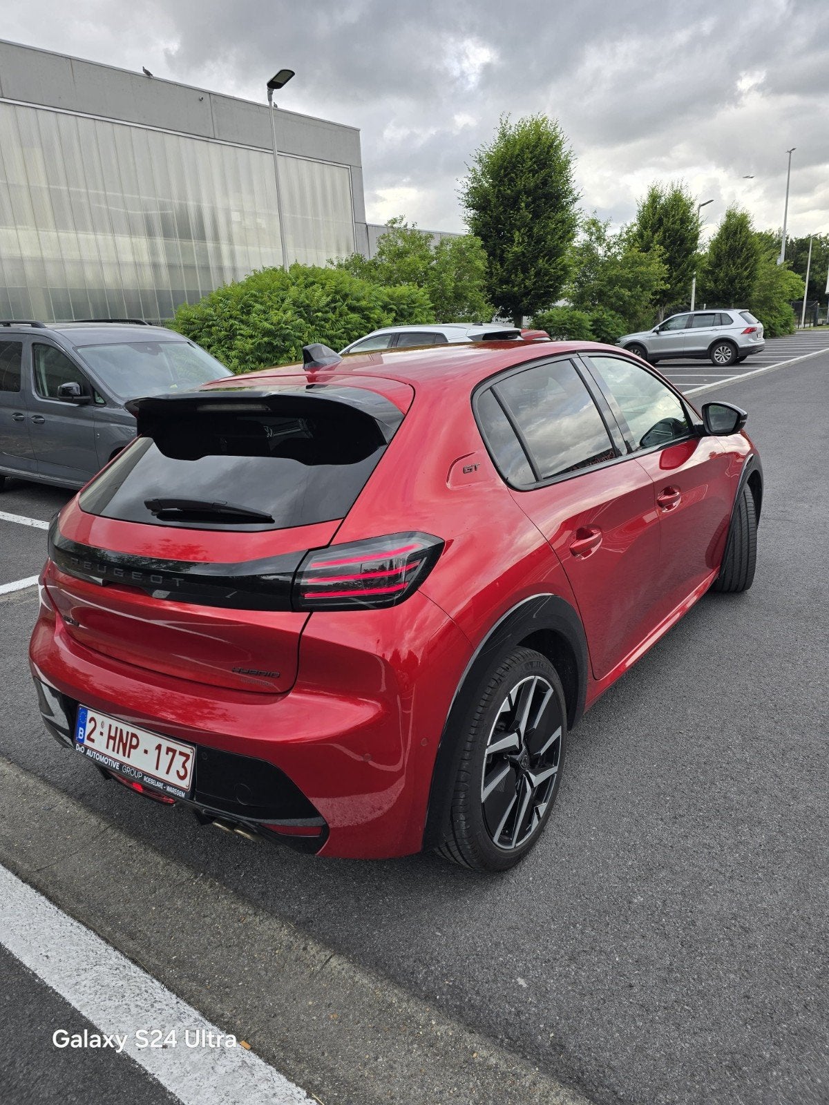 Peugeot 208 GT Line Automaat 2024, Autos, Rouge, Achat, Euro 6, Entreprise