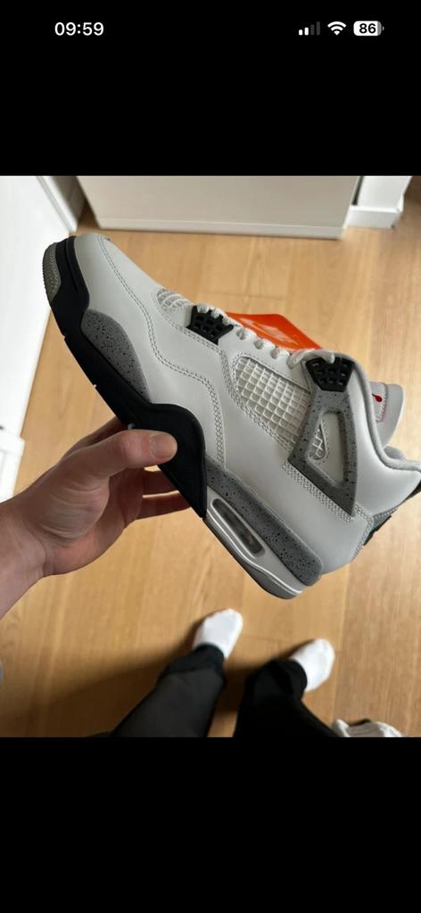 Jordan air 4 - “white cement” - maat 44,5, Kleding | Heren, Schoenen, Ophalen, Zo goed als nieuw