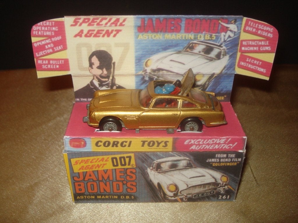 CORGI TOYS Aston Martin DB5 James Bond 1965 + Boîte Display, Ophalen of Verzenden, Zo goed als nieuw, Auto, Corgi