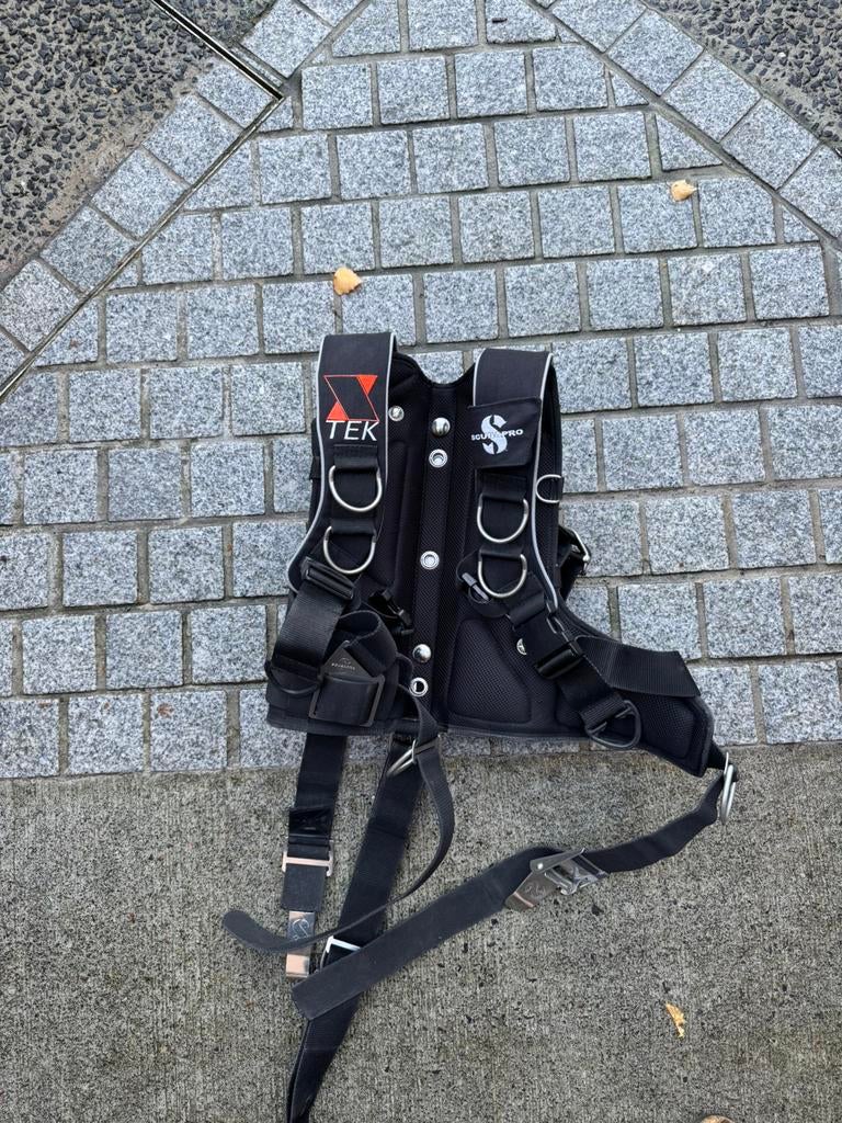 Harnais de plongee scubapro xtek, Enlèvement, Comme neuf, Gilet de stabilisation