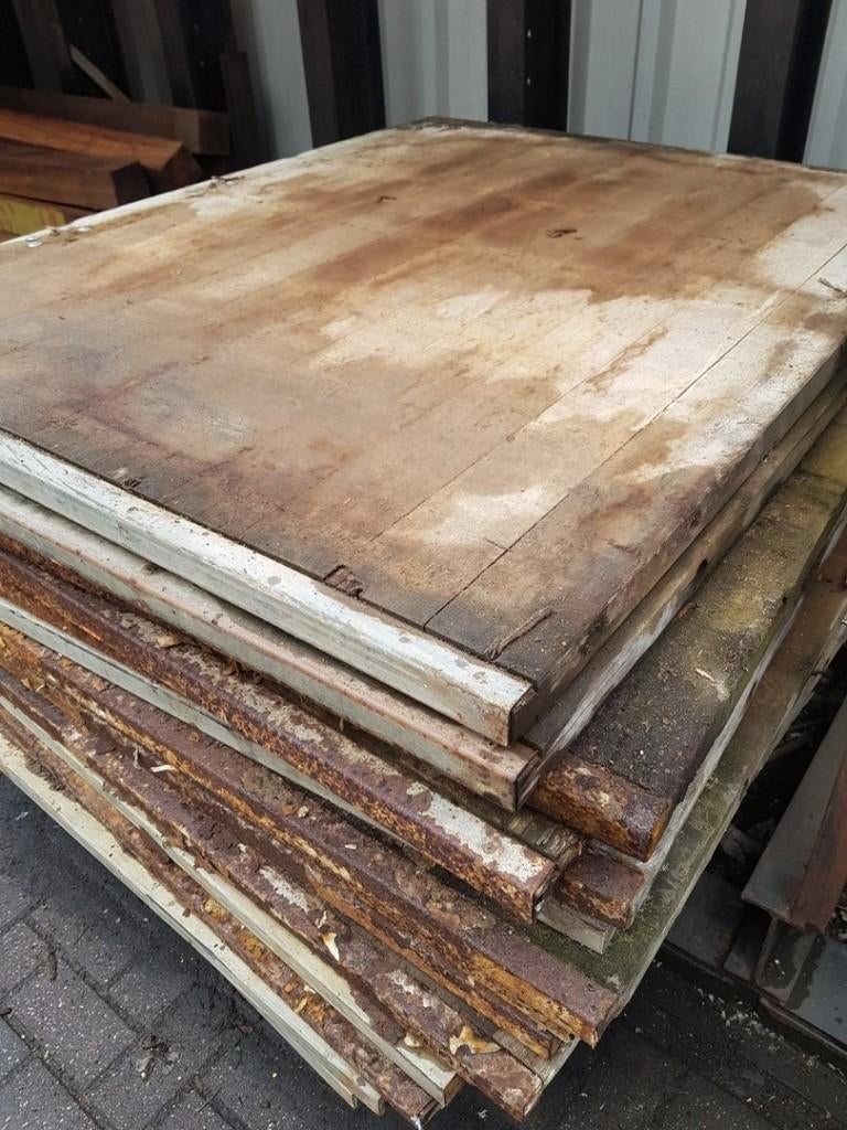 OUDE AZOBE HARDHOUTEN STEENSCHOTTEN 140X110X4CM>, Doe-het-zelf en Bouw, Ophalen