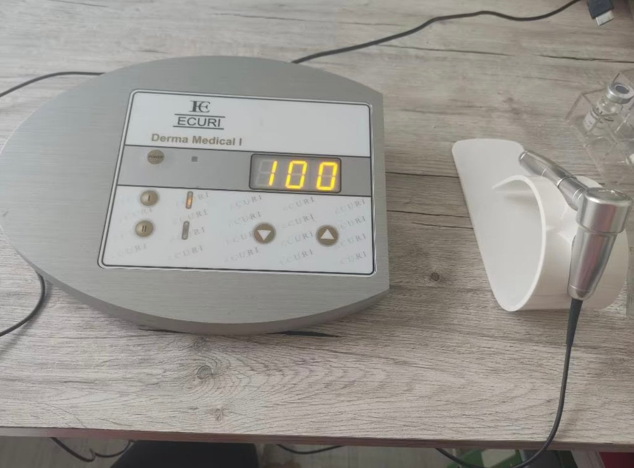 Derma medical PMU aparaat/ permanente make up, Elektronische apparatuur, Ophalen, Zo goed als nieuw