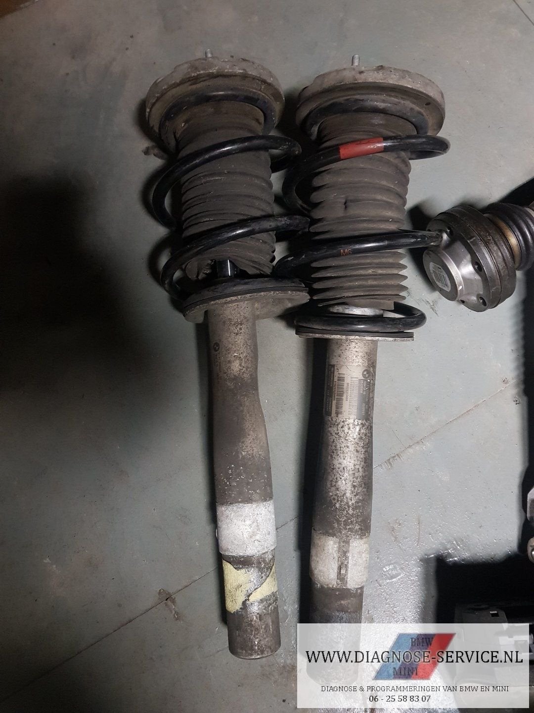 bmw M6 V10 E63 E64 veerpoten EDC 2283535 2283536, -, Utilisé, -, Enlèvement ou Envoi