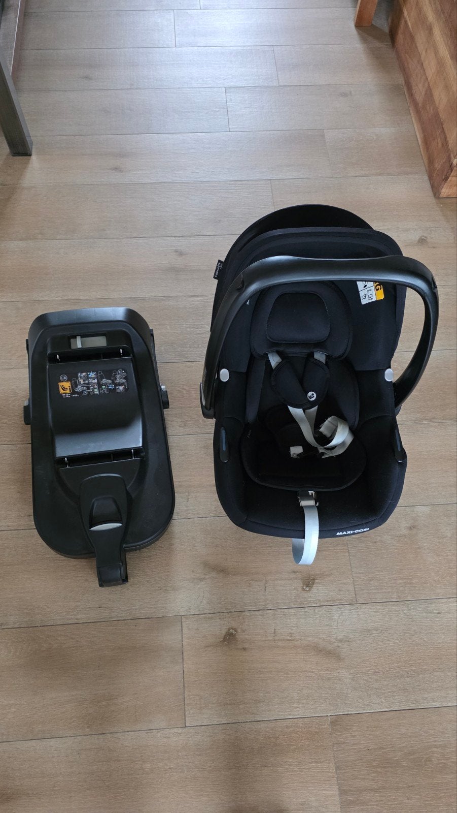 Autostoel Maxi-Cosi Cabriofix met Isofix-base, Comme neuf, Protection latérale, Enlèvement, Ceinture de sécurité ou Isofix