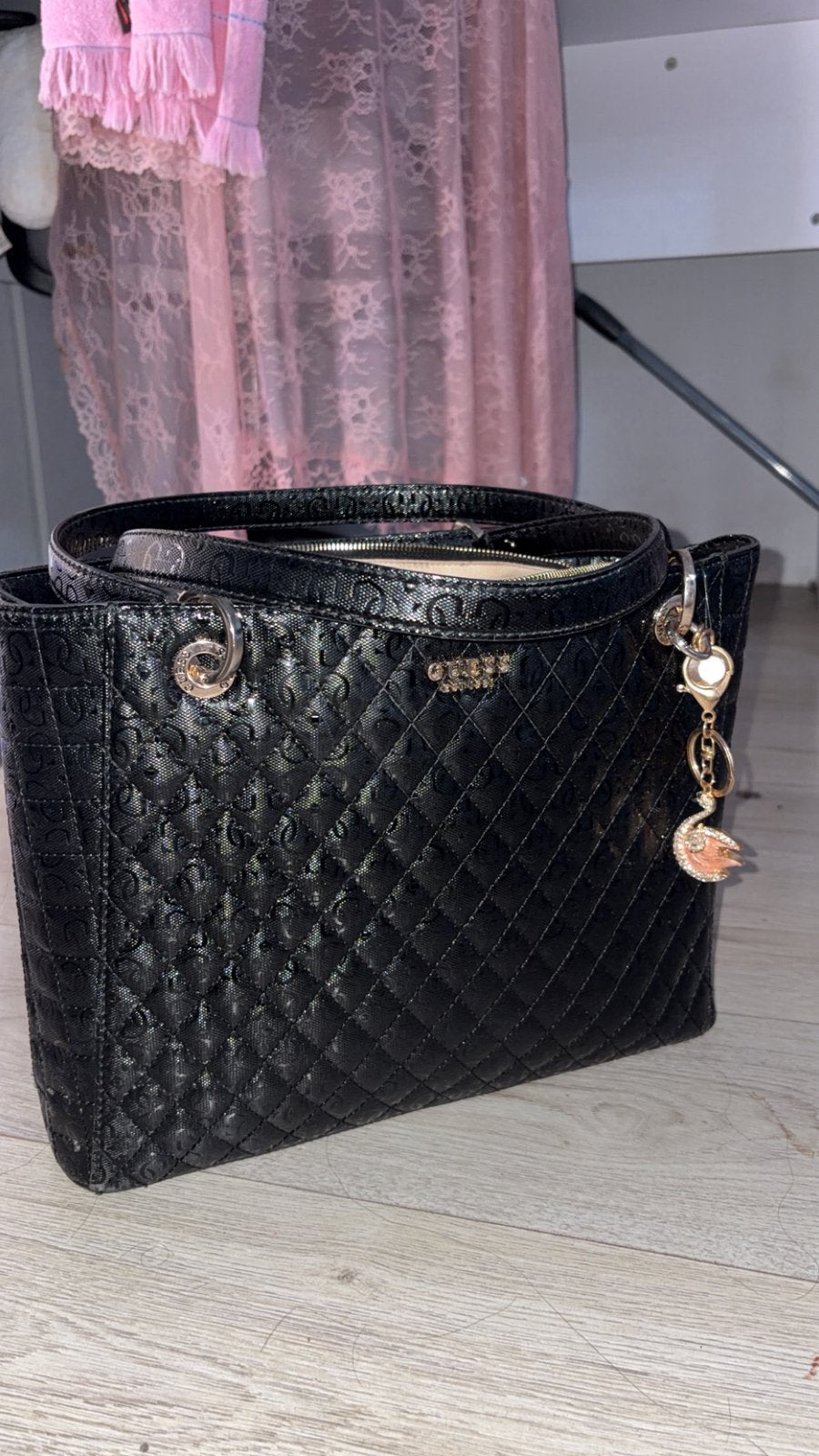 Sac guess noir, Bijoux, Sacs & Beauté, Sacs | Sacs Femme, Enlèvement ou Envoi, Neuf, Noir, Sac à main