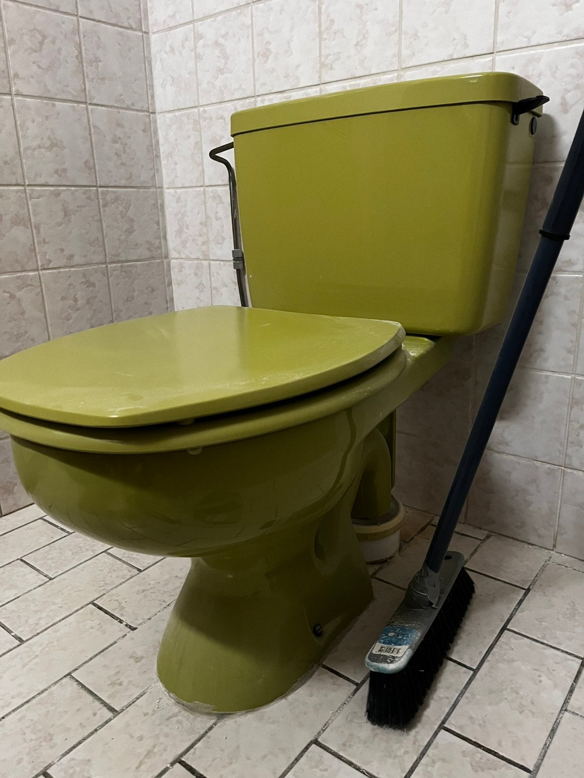 Retro groene toilet en bijpassende wastafel, Ophalen, Gebruikt