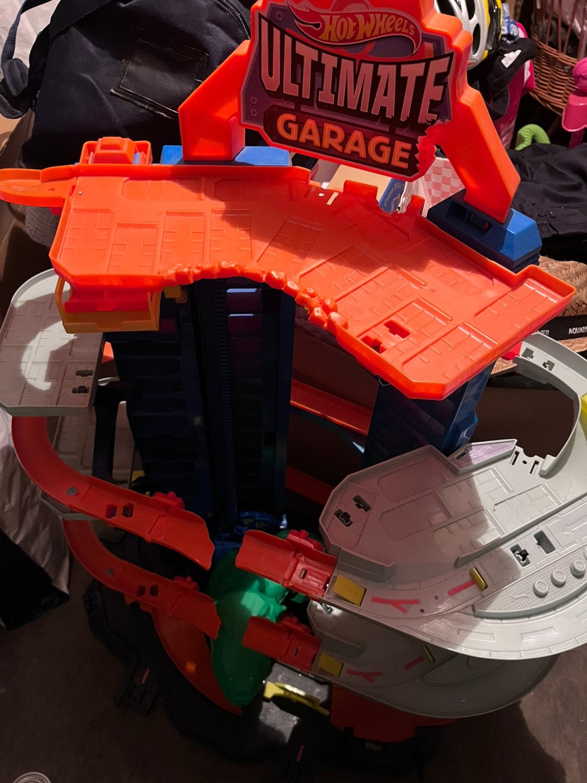 Hotwheels ultimate garage dino, Ophalen, Zo goed als nieuw