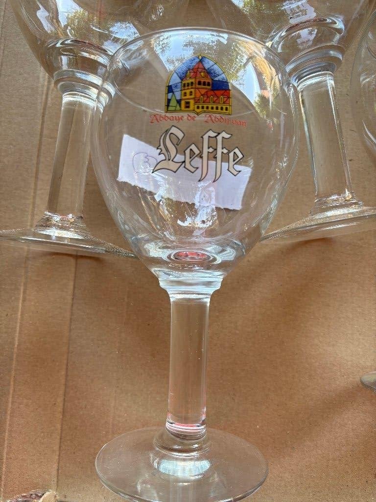 Leffe - 33 cl (9 glazen), Verzamelen, Ophalen, Nieuw, Glas of Glazen, Leffe