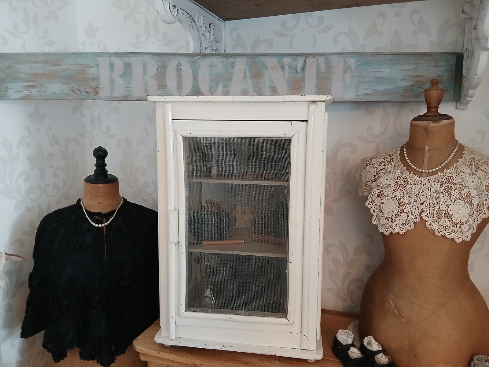 BROCANTE BORD 1,28m op 13cm (de rest is niet te koop), Antiek en Kunst, Ophalen