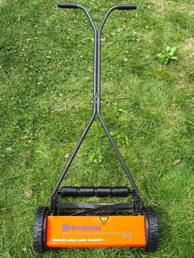 Husqvarna handmaaier, Jardin & Terrasse, Tondeuses à gazon, Utilisé, Tondeuses à gazon manuelles, 40 à 49 cm, Enlèvement