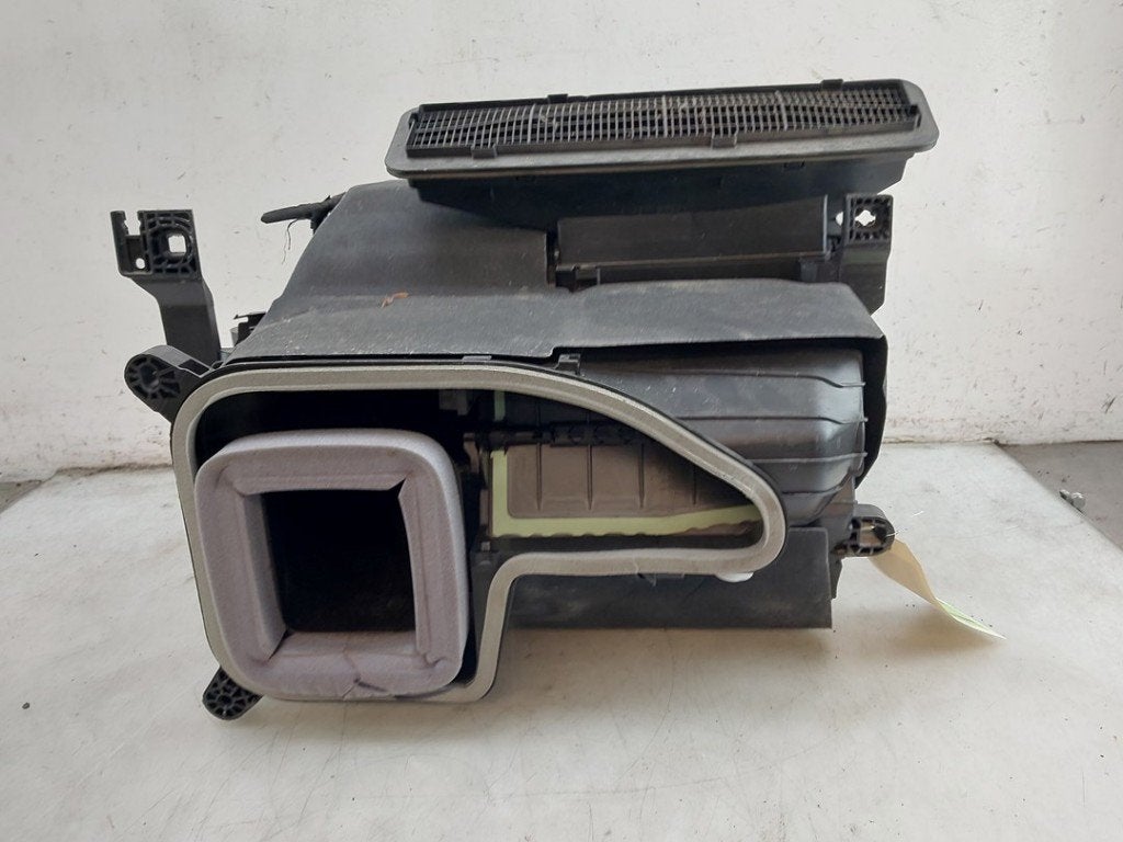 BOITIER VENTILATEUR ID.4 (E21) (|1EA820153F|1EA820155|), Volkswagen, Volkswagen AG, Utilisé, Kundenbetreuung@volkswagen.de
