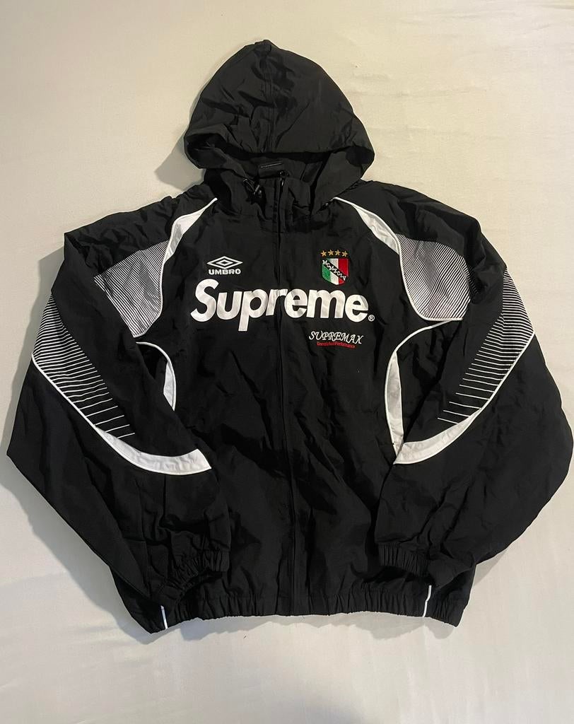 Supreme jas - Umbro, Kleding | Heren, Ophalen of Verzenden, Zo goed als nieuw, Maat 46 (S) of kleiner, Zwart