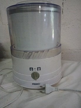 machine à glace sorbet yaout glacé 1l  Primo IM3  TBE, Electroménager, Machines à glace, Enlèvement, Comme neuf, Élément de refroidissement