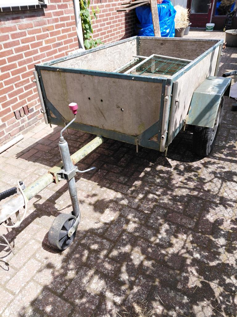 Aanhanger,  aanhangwagen., Ophalen