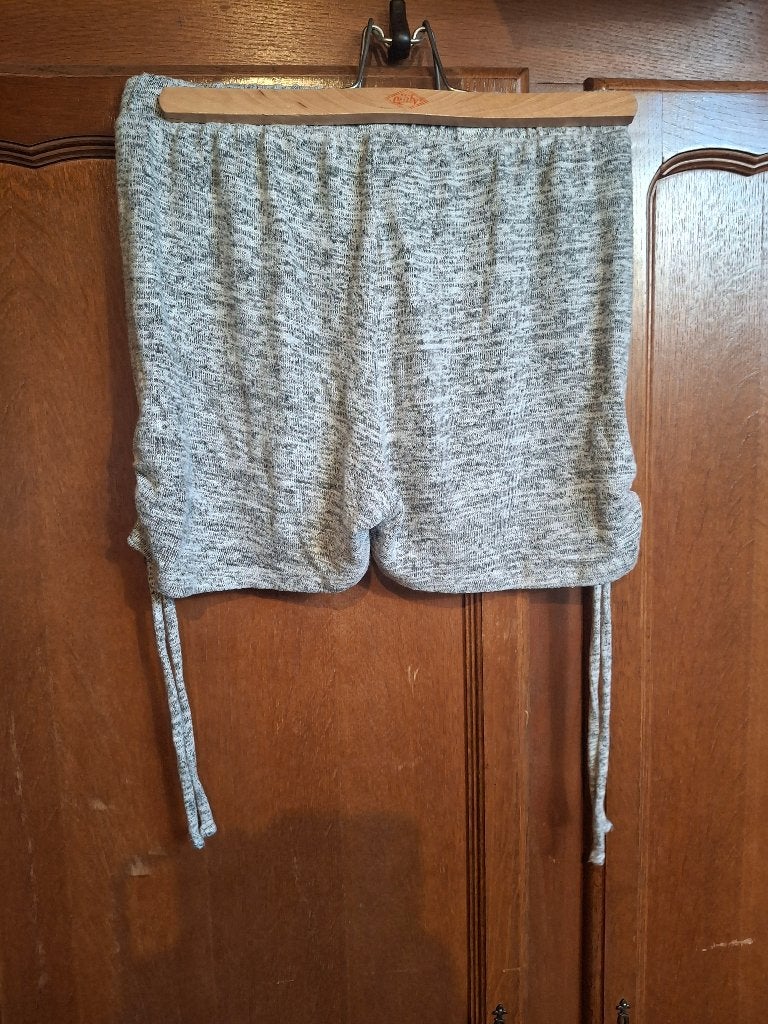 Short gris taille S, Ophalen of Verzenden, Zo goed als nieuw, Maat 36 (S), Grijs