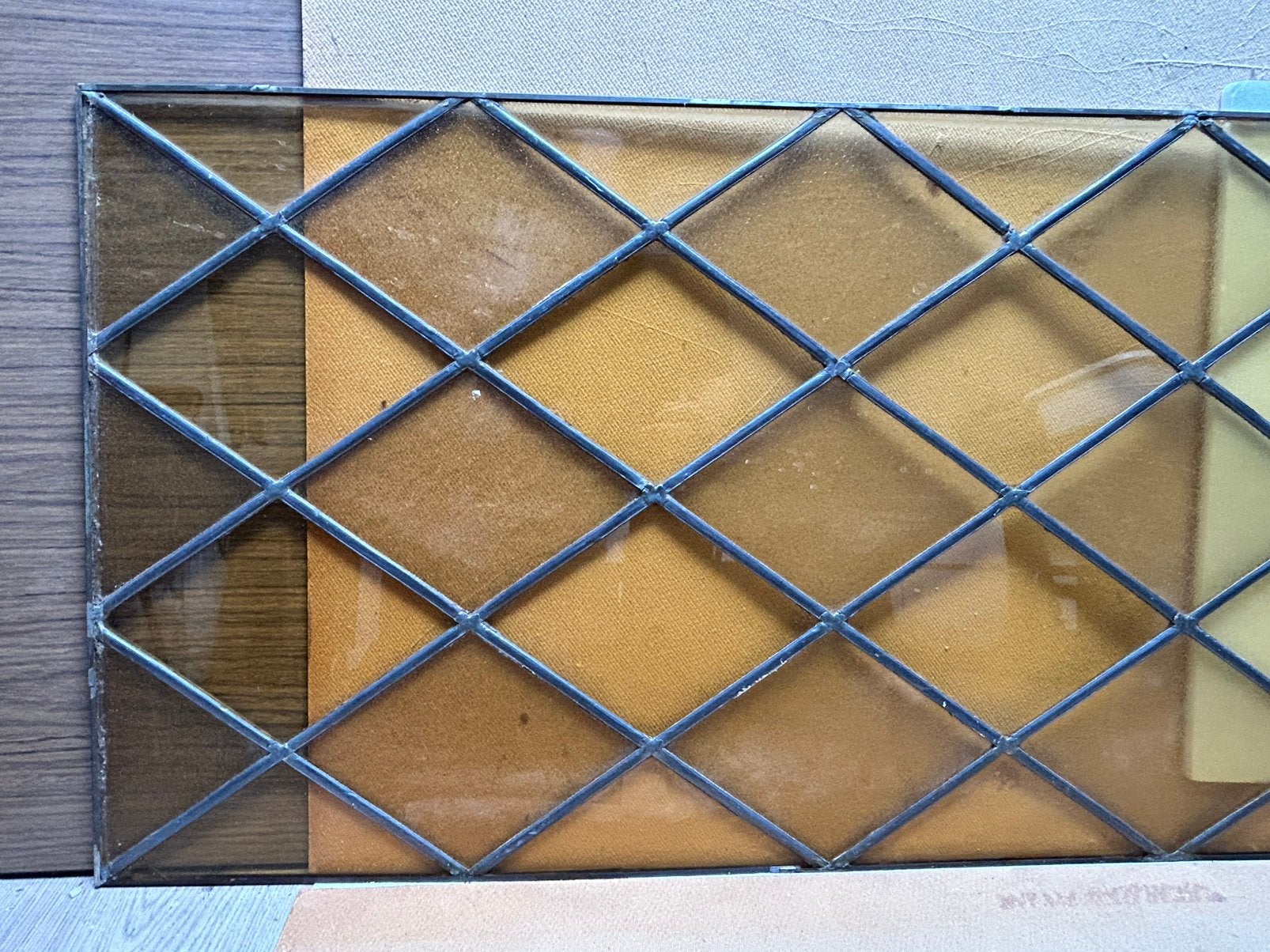 vitrail d'origine. 151 cm par 53 cm en parfait état, Enlèvement, Comme neuf, Vitrail