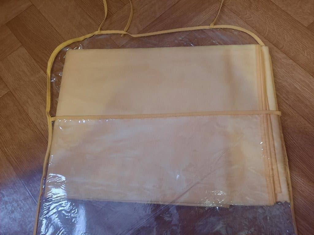 nieuw mooi geel gebloemd tafelkleed afwasbaar 140 x180cm, Nieuw, Ophalen of Verzenden, Afwasbaar, Geel