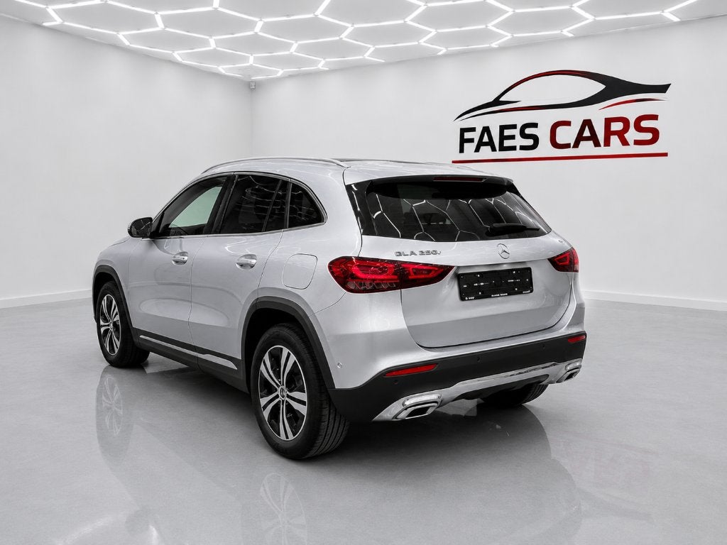 Mercedes GLA 250E Business Solution PHEV, Dealer onderhouden, 1800 kg, Euro 6, 4 cilinders