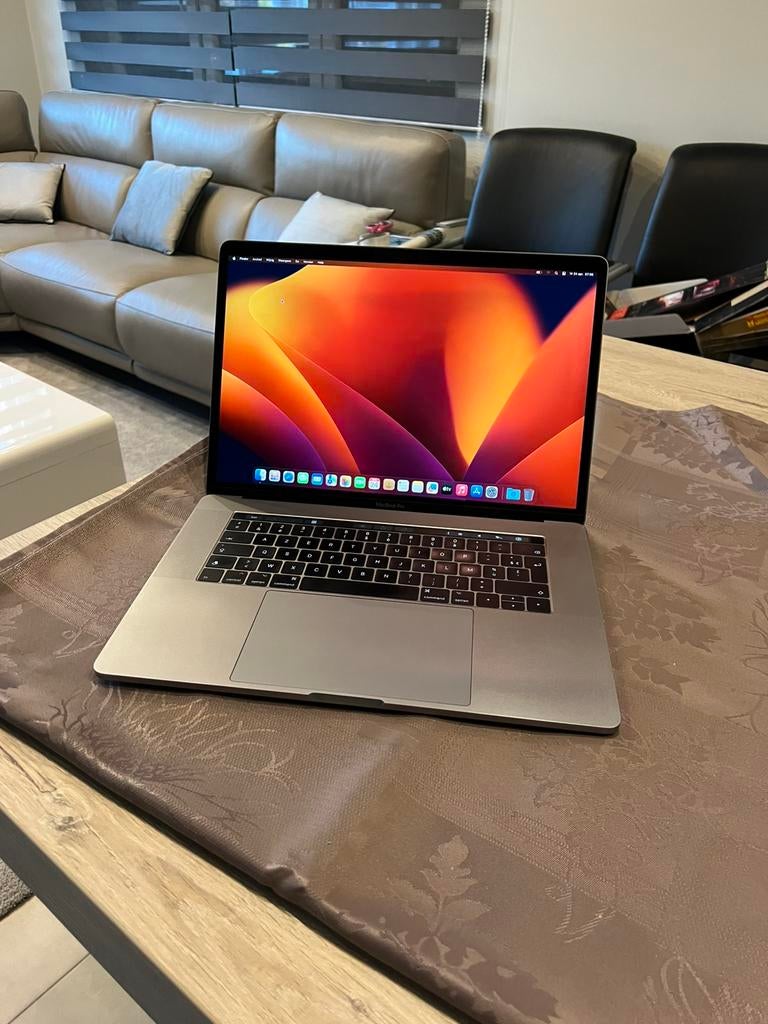 MacBook Pro 15" - i7 / 16 Go RAM / 512 Go SSD - Gris Sidéral, Enlèvement ou Envoi, Comme neuf, 15 pouces, MacBook