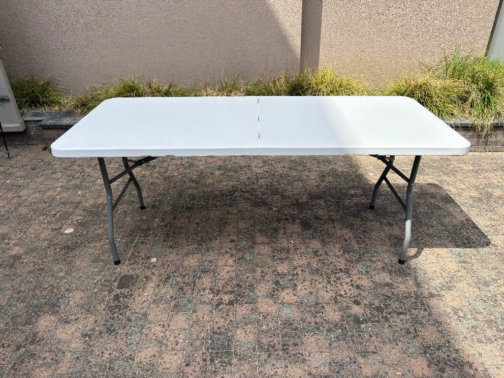 Table pliante, Enlèvement, Comme neuf, Autres matériaux