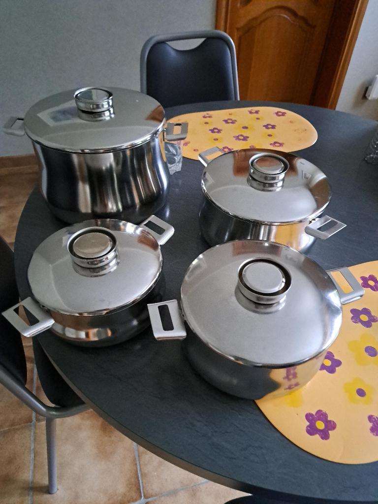 Casseroles Demeyere 2,2 L, 3 L, 4 L, 8 L, Inox, Enlèvement ou Envoi, Casserole ou Cocotte-minute, Plaque céramique