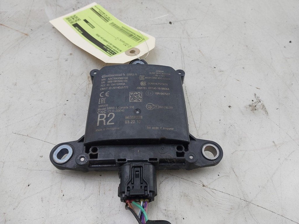 DÉTECTEUR D'ANGLE MORT Outlander (GF / GG) (|OAYSRR3A|), Utilisé, Mitsubishi, Continental AG, Continental-Plaza 1
30175  Hannover, DE