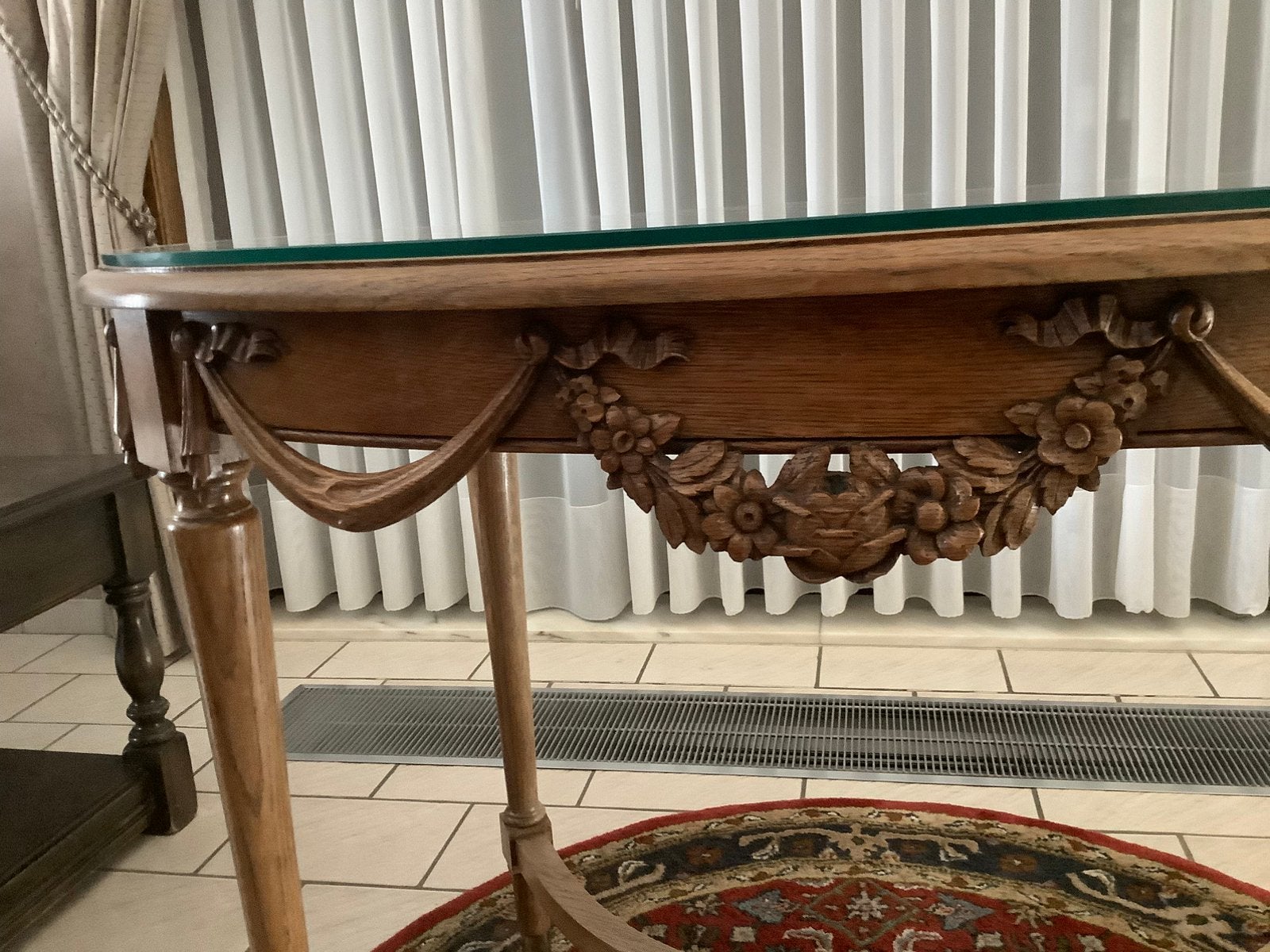 Antiek tafeltje, Ophalen