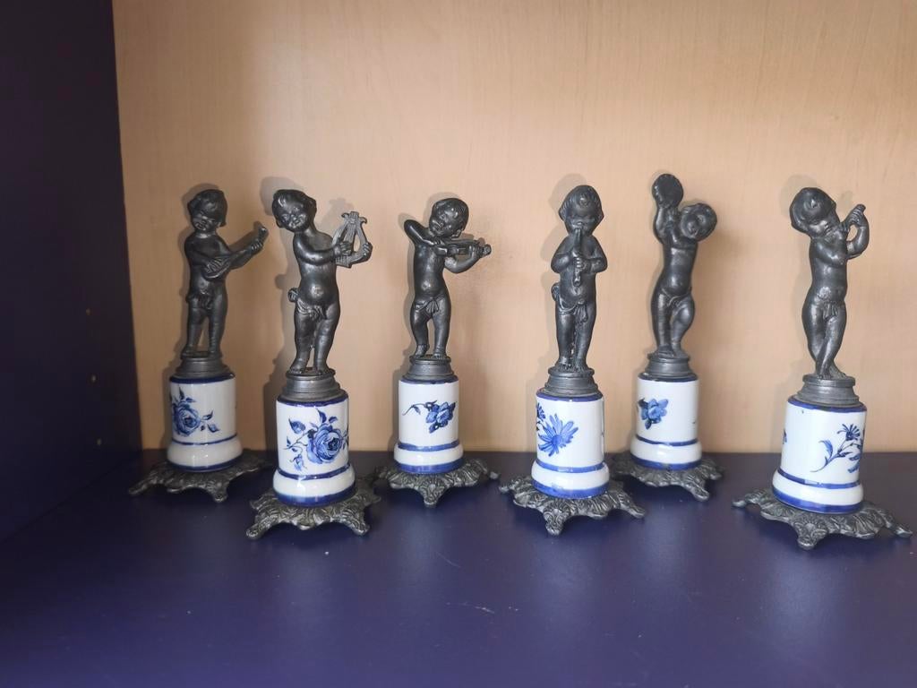 Engeltjes, Antiek en Kunst, Antiek | Keramiek en Aardewerk, Ophalen of Verzenden
