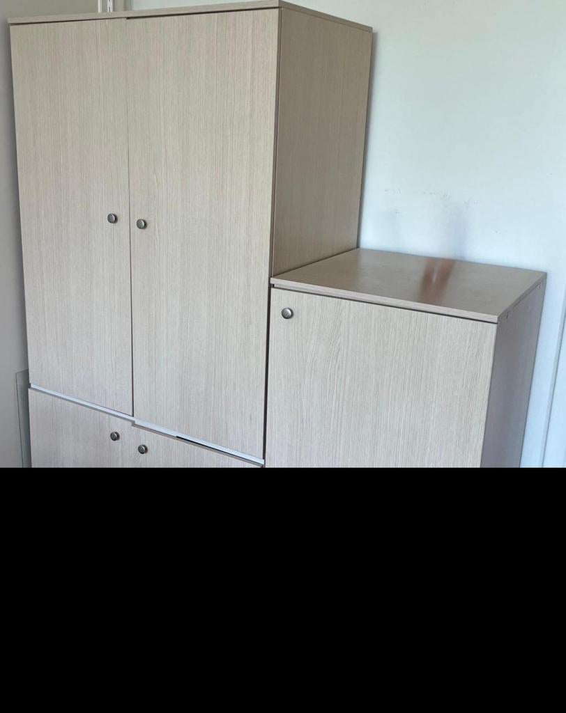 Ensemble meubles de rangement modernes beige clair