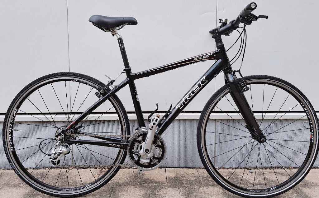 VTC TREK7.5 FX 28" DEORE LX état nickel 340€048981/3734, Vélos & Vélomoteurs, Autres marques, Vitesses, Frein sur jante, Comme neuf