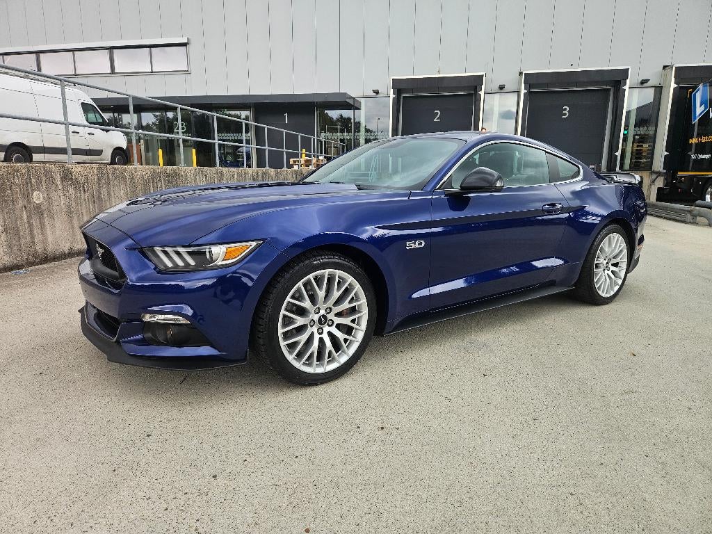 Ford mustang gt 5.0 V8 EU auto C.O.C full option nieuwstaat, Auto's, Ford, Bedrijf, Mustang, ABS, Achteruitrijcamera, Airbags