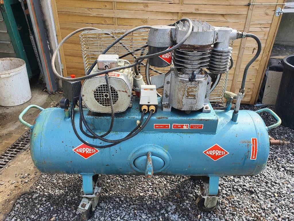 AIRPRESS Compressor K 300-600 14 bar 4 pk/3 kW 300 l tang, Doe-het-zelf en Bouw, Compressors, Ophalen, Gebruikt, 400 tot 800 liter/min