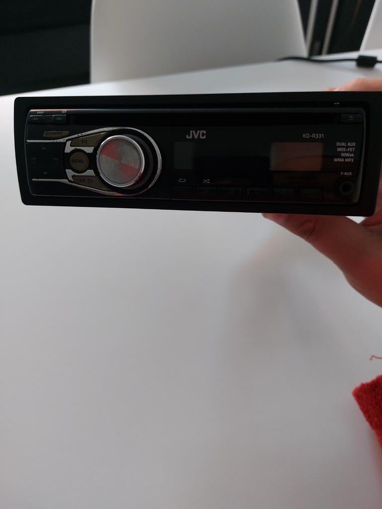 Jvc auto radio, Enlèvement