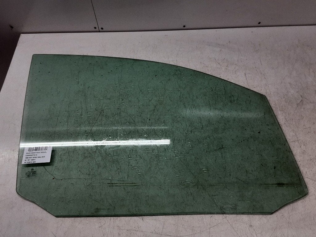 VITRE AVANT DROITE Volkswagen Caddy IV (01-2015/09-2020), Autos : Pièces & Accessoires, Volkswagen, Volkswagen AG, Utilisé, Kundenbetreuung@volkswagen.de