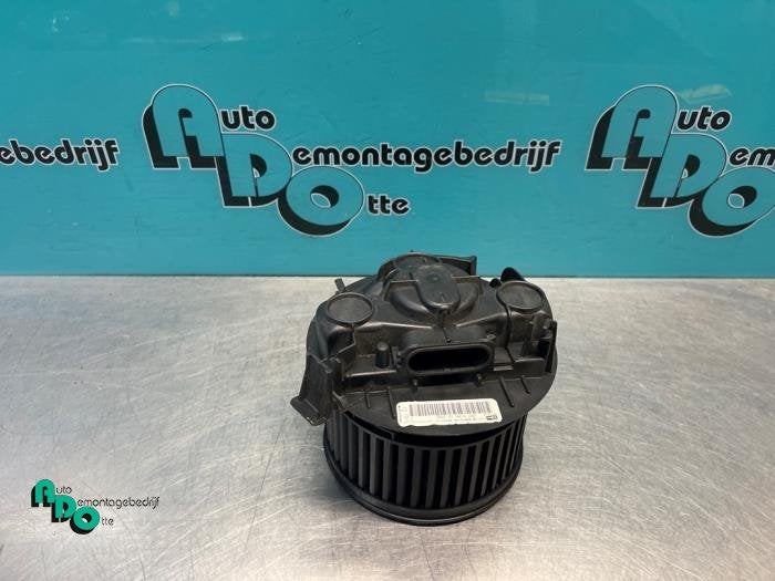 Kachel Ventilatiemotor van een Nissan Micra (Micra 03-), Gebruikt, -, -, Ophalen of Verzenden