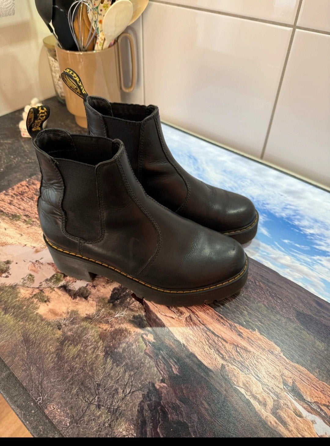 zwarte dr Martens, Ophalen, Zwart, Lage of Enkellaarzen, Dr. Martens