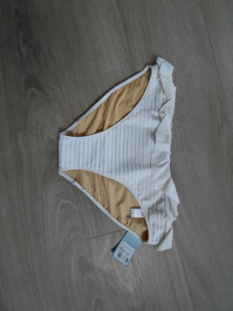 Bikinislip Marie Jo maat 42 NIEUW, Kleding | Dames, Badmode en Zwemkleding, Marie Jo, Ophalen of Verzenden, Nieuw, Beige