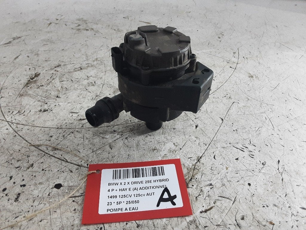 POMPE A EAU BMW X2 (F39) (01-2017/10-2023) (867988202), Utilisé, BMW, Petuelring 130
80809  München, DE, Bayerische Motoren Werke AG