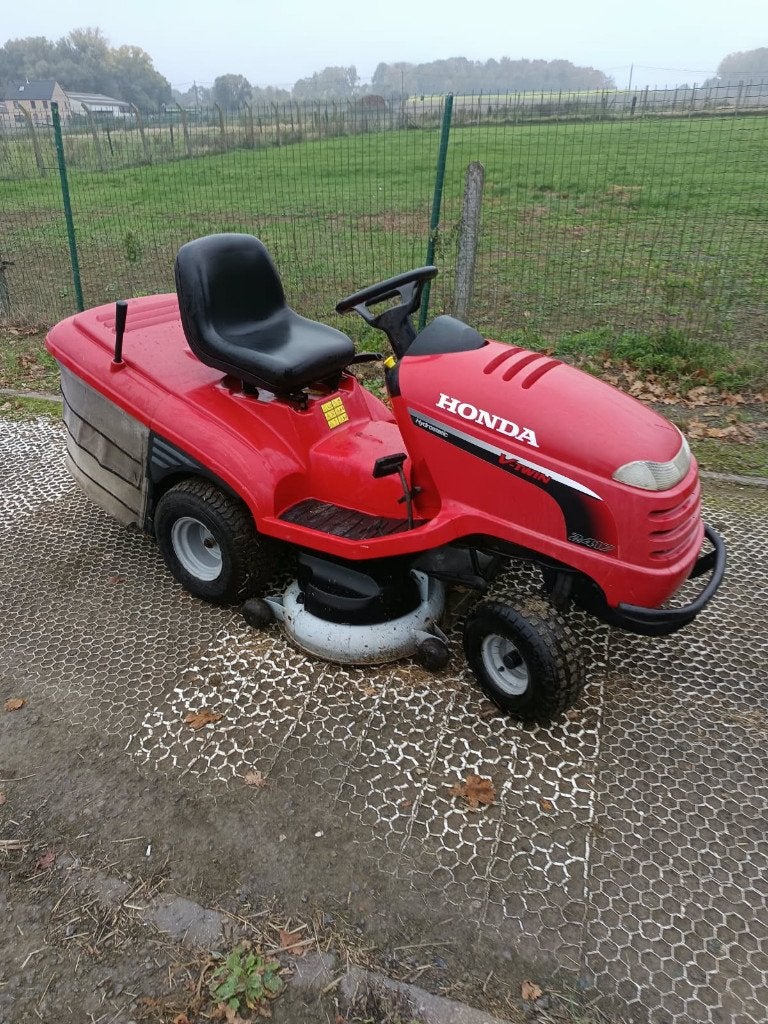 HONDA HF 2417 — 17 HP grasmaaier tractor, Ophalen, Gebruikt, HONDA, Opvangbak